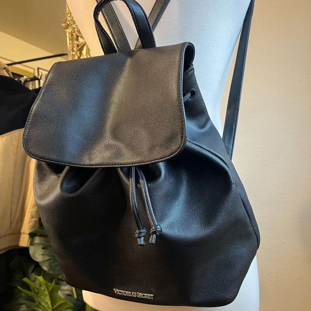 Victoria’s Secret Limited Edition Drawstring Backpack Black Faux Leather 2016